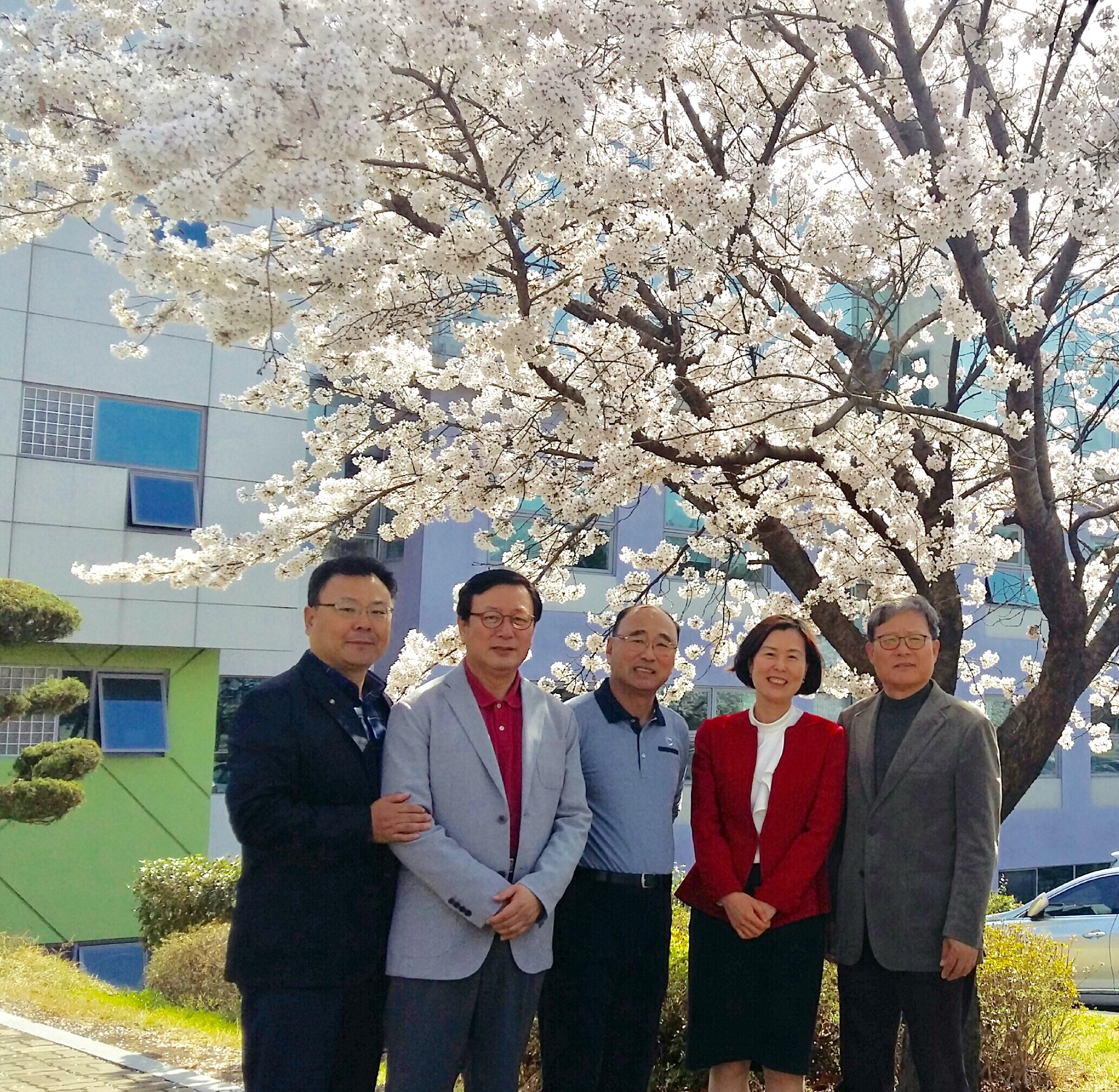 봄날의 특수교육과 교수님들